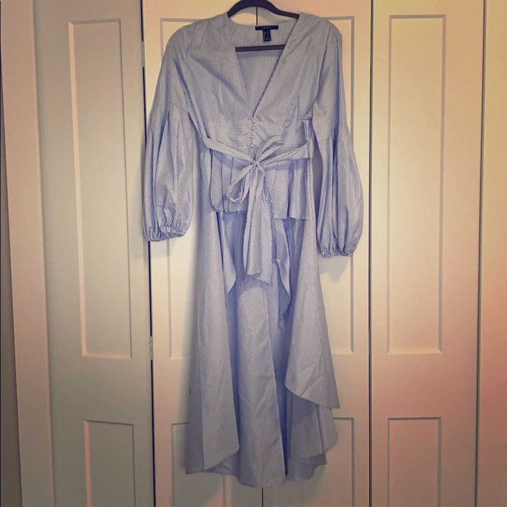 Forever21 High-Low long sleeved top